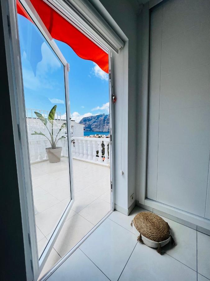Ferienwohnung Luxury Penthouse With Breathtaking Views And Huge Private Terraces Puerto de Santiago  Exterior foto