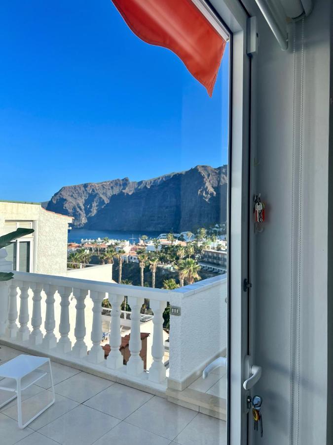 Ferienwohnung Luxury Penthouse With Breathtaking Views And Huge Private Terraces Puerto de Santiago  Exterior foto