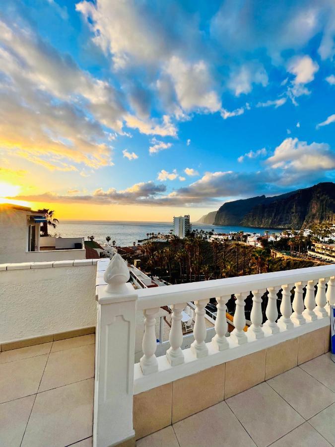 Ferienwohnung Luxury Penthouse With Breathtaking Views And Huge Private Terraces Puerto de Santiago  Exterior foto